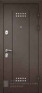 Фото «Дверь в дом №53» в Москве